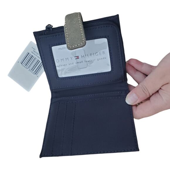 Tommy Hilfiger Faster Times French Wallet Logo Graphic NWT Tan - Picture 10 of 14